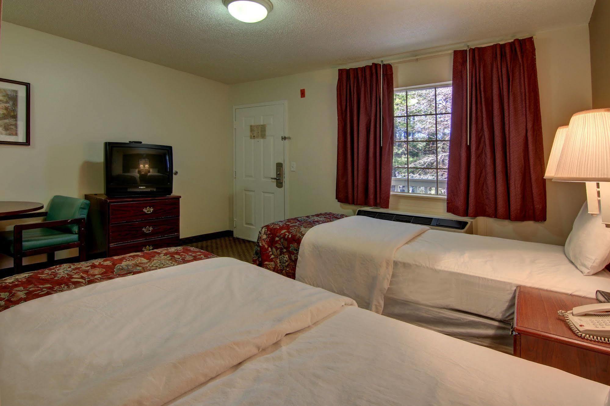 Intown Suites Extended Stay Atlanta Ga - Suwanee Bagian luar foto